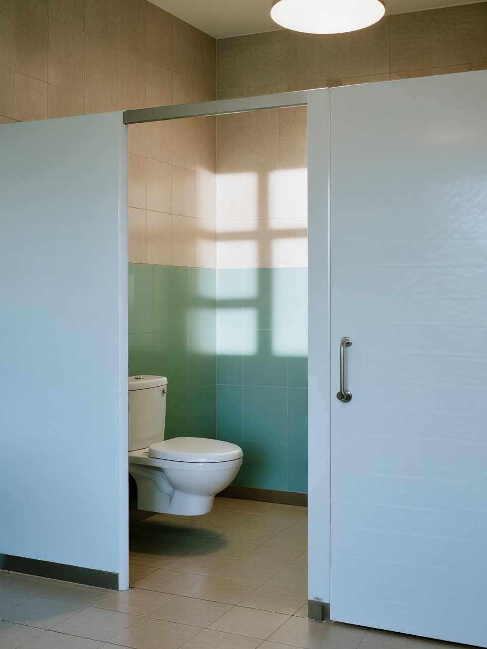Toilet Cubicle Sekolah 2
